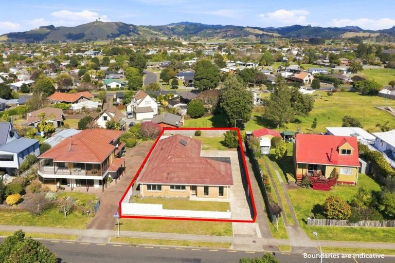 Photo of property in 50 Dickson Road, Papamoa Beach, Papamoa, 3118