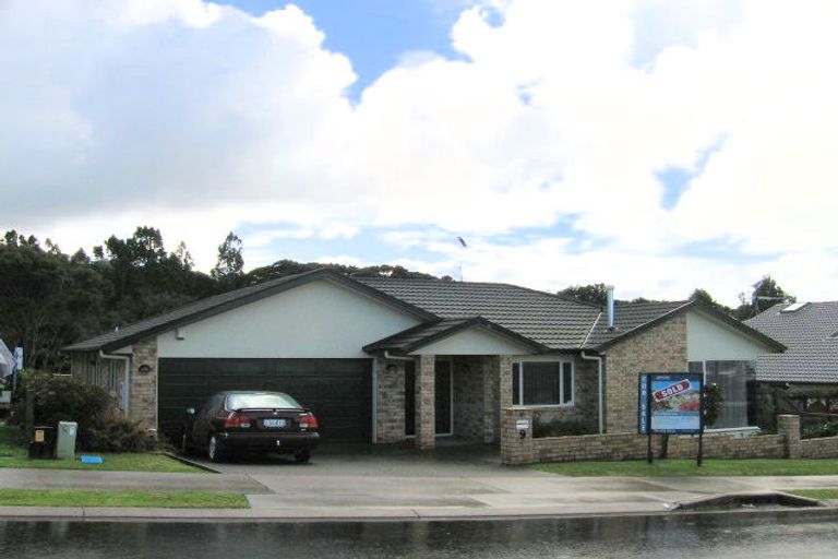 Photo of property in 9 The Ritz, Orewa, 0931