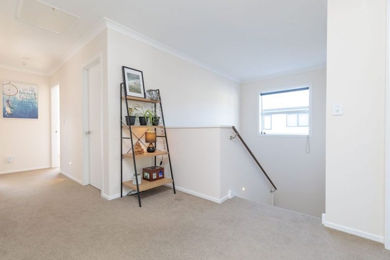 Photo of property in 33 Rochdale Drive, Churton Park, Wellington, 6037
