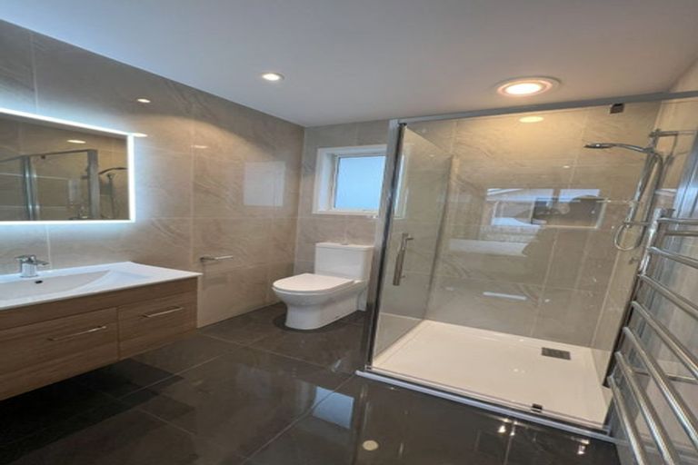 Photo of property in 21 Sunny Bay Road, Matua, Tauranga, 3110