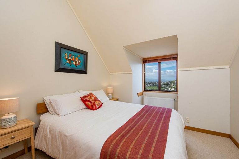 Photo of property in 20 Satara Crescent, Khandallah, Wellington, 6035