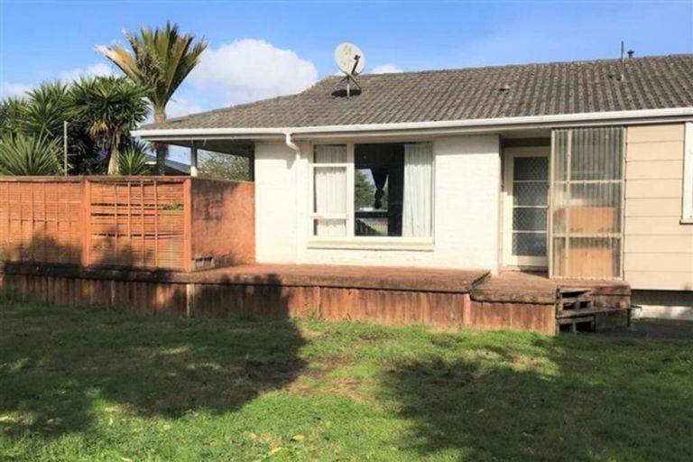 Photo of property in 64 Chichester Drive, Rosehill, Papakura, 2113