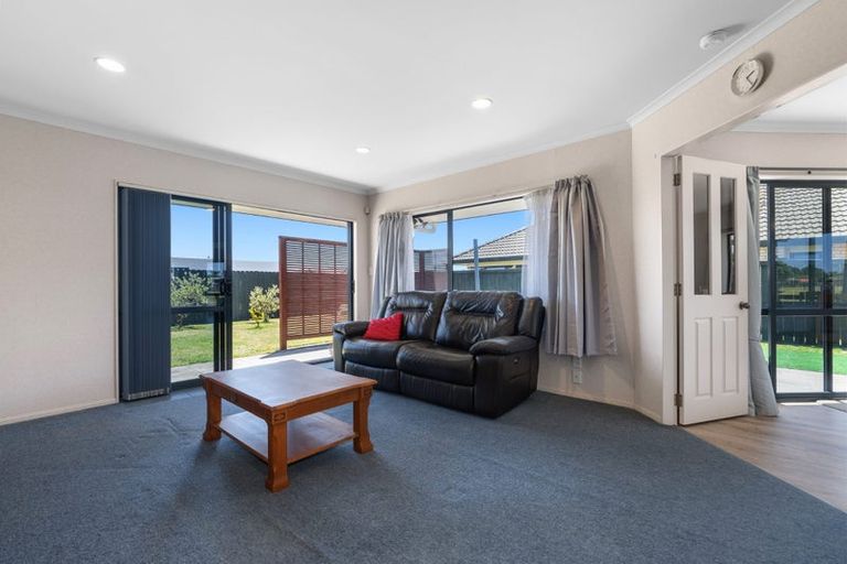 Photo of property in 118 Evans Road, Papamoa Beach, Papamoa, 3118