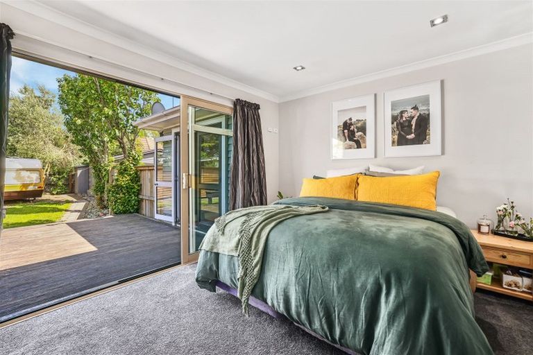 Photo of property in 6 Curletts Road, Sockburn, Christchurch, 8042