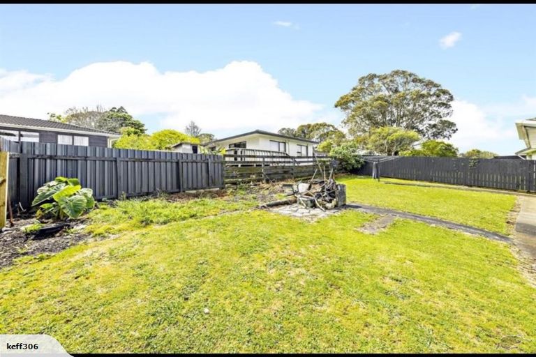 Photo of property in 14 Frobisher Way, Clendon Park, Auckland, 2103