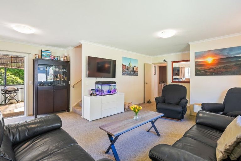 Photo of property in 16 Matuhi Street, Waikanae, 5036