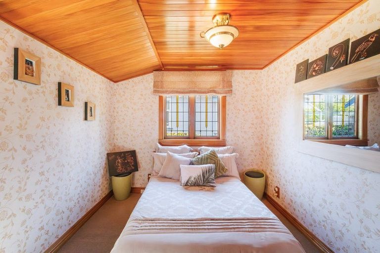 Photo of property in 18 Miro Street, Takaro, Palmerston North, 4410