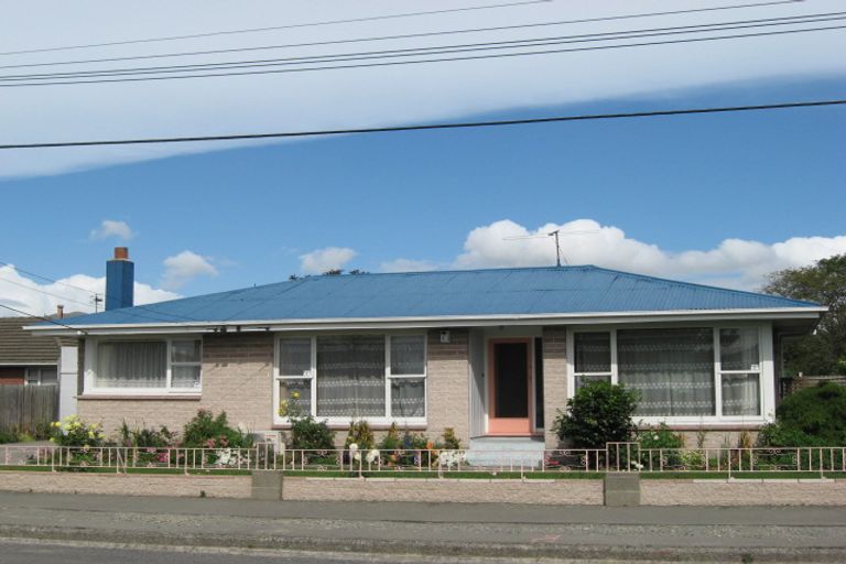 Photo of property in 28 Grenville Street, Waltham, Christchurch, 8011