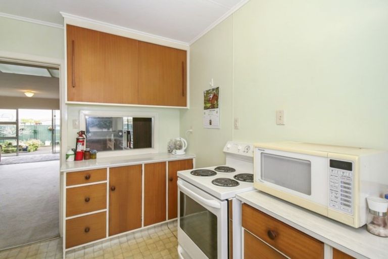 Photo of property in 2/40 Barriball Street, Fitzroy, New Plymouth, 4312