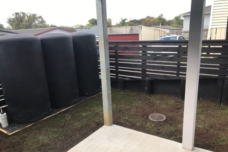 Photo of property in 1 Danden Way, Pukekohe, 2120