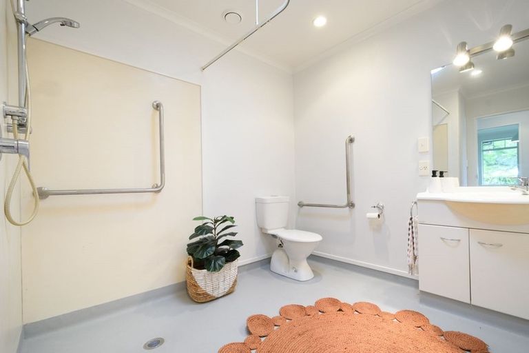 Photo of property in 1 Regents Park Place, Westgate, Auckland, 0614