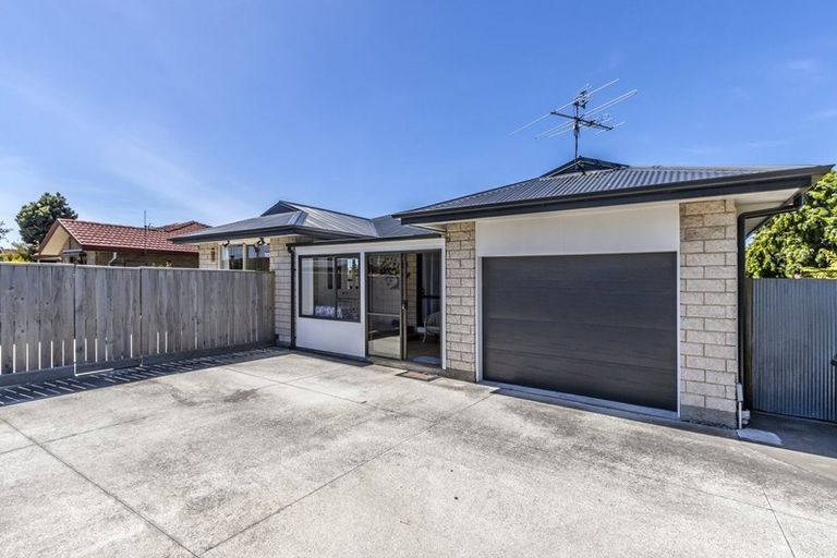 Photo of property in 1/58b Hei Hei Road, Hei Hei, Christchurch, 8042