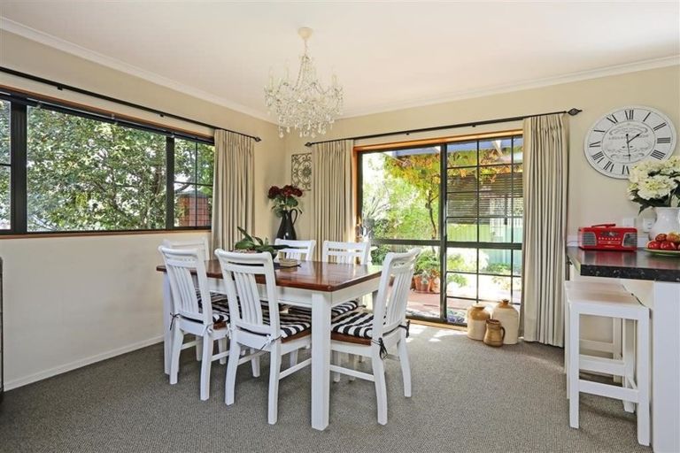 Photo of property in 42 Mission Road, Greenmeadows, Napier, 4112