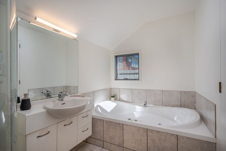 Photo of property in 1 Overdale Drive, Cashmere, Christchurch, 8022