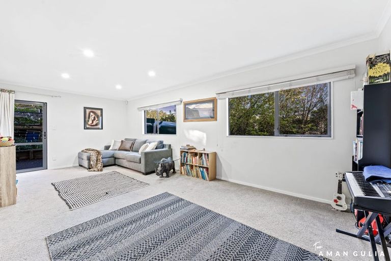 Photo of property in 135 Greenhithe Road, Greenhithe, Auckland, 0632