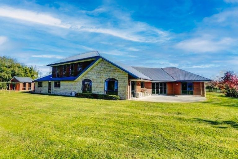 Photo of property in 166 Te Pahu Road, Te Pahu, Hamilton, 3285