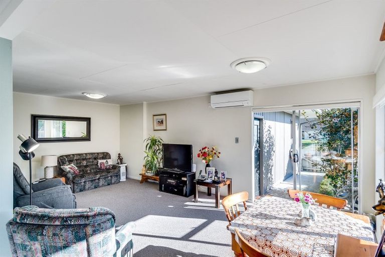 Photo of property in 1/4 Mckeefry Avenue, Greenmeadows, Napier, 4112