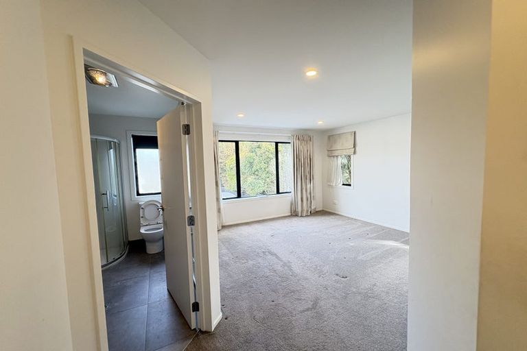 Photo of property in 64d Royal Road, Te Atatu South, Auckland, 0610