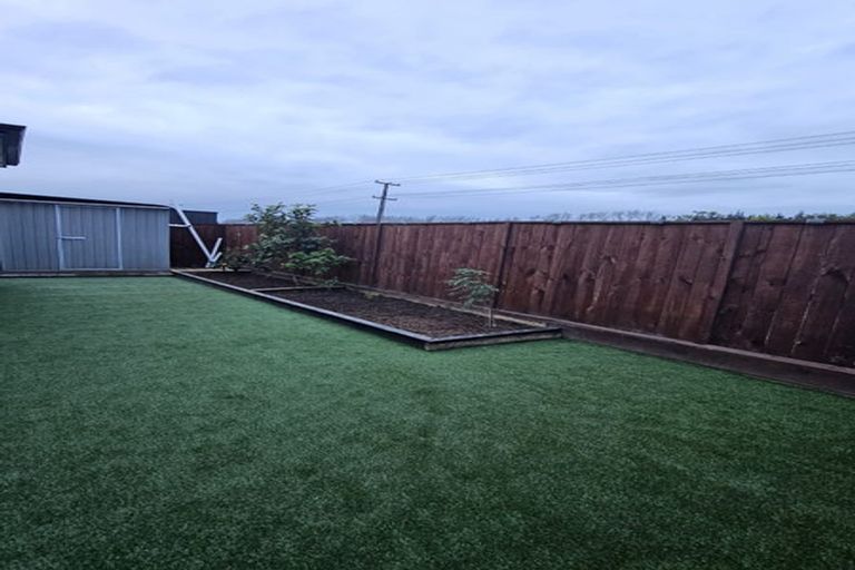 Photo of property in 24 Survila Street, Takanini, 2110