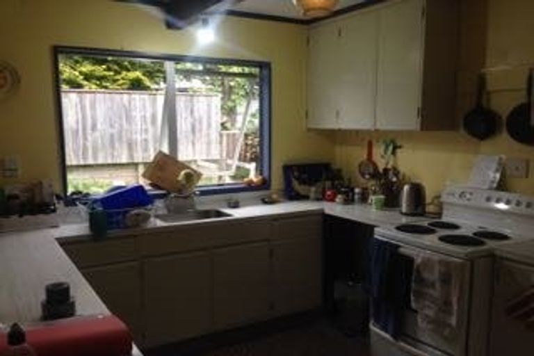 Photo of property in 6 Kapua Place, Taupo, 3330