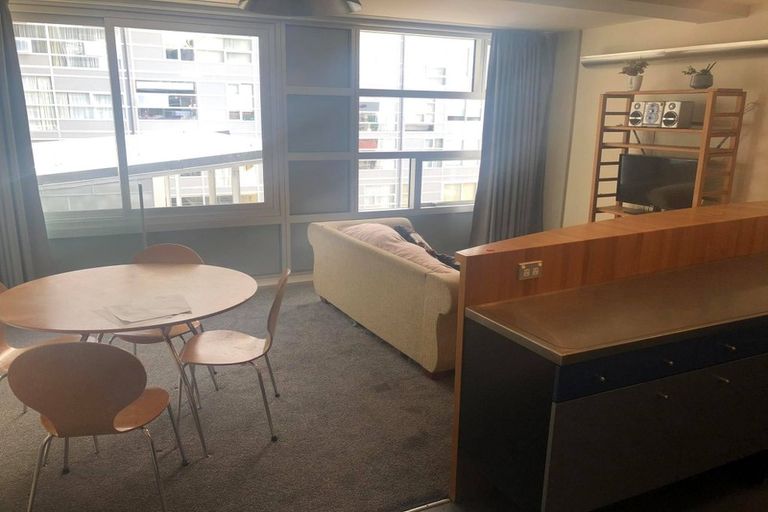 Photo of property in St Pauls Apartments, 34/43 Mulgrave Street, Thorndon, Wellington, 6011