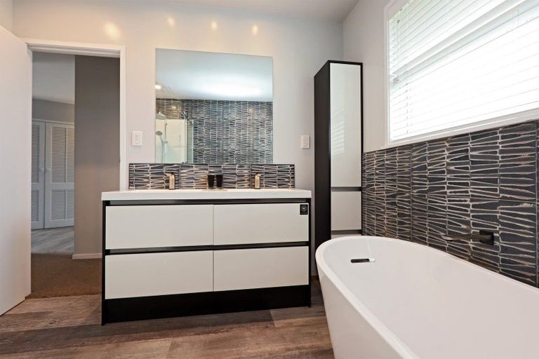 Photo of property in 87 Riverbend Road, Onekawa, Napier, 4110