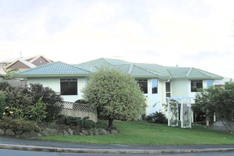 Photo of property in 15 Vista Motu, Red Beach, 0932