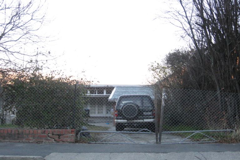 Photo of property in 76 Thompson Street, Queenstown, 9300