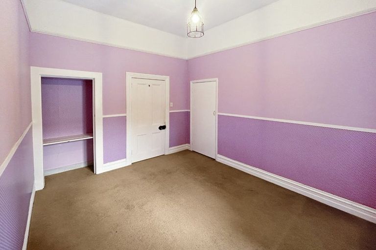 Photo of property in 21 Weraroa Road, Waverley, 4510