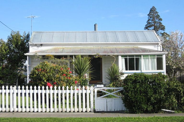 Photo of property in 28 Budge Street, Mayfield, Blenheim, 7201