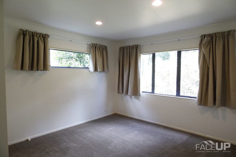 Photo of property in 56a Lagoon Way, West Harbour, Auckland, 0618