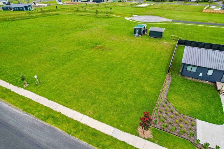 Photo of property in 12 Motutere Drive, Matarangi, 3592
