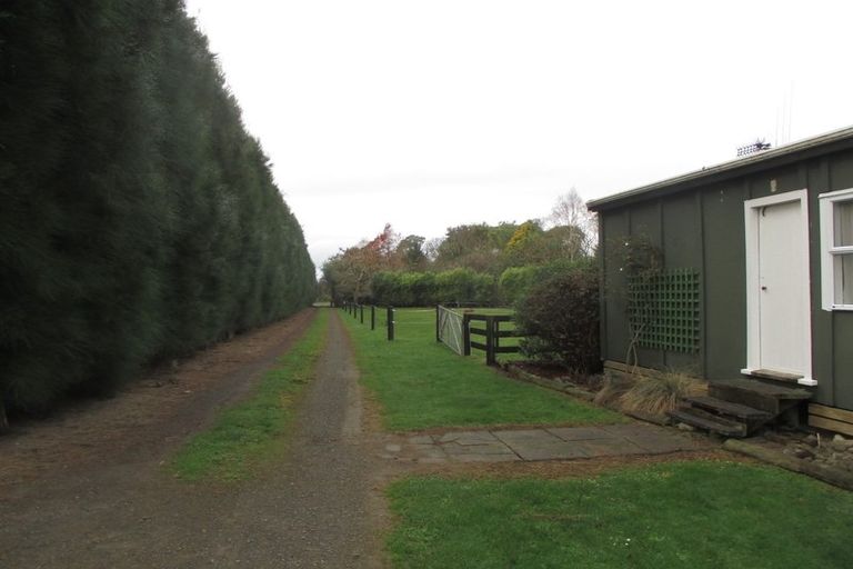 Photo of property in 32 Mcdonald Road, Levin, 5571