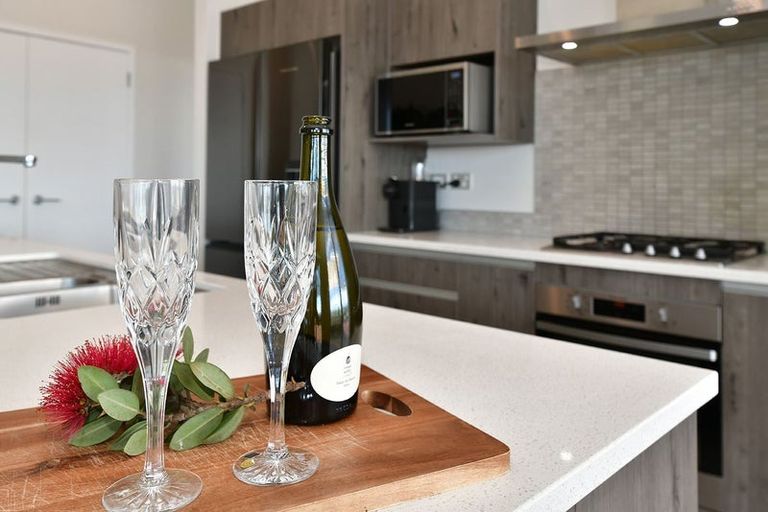 Photo of property in 47 Barcliff Terrace, Gulf Harbour, Whangaparaoa, 0930