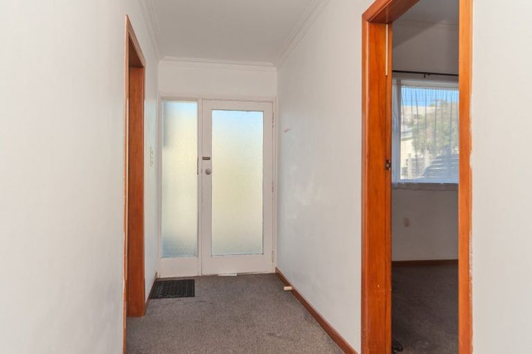 Photo of property in 6 Chatham Street, Berhampore, Wellington, 6023