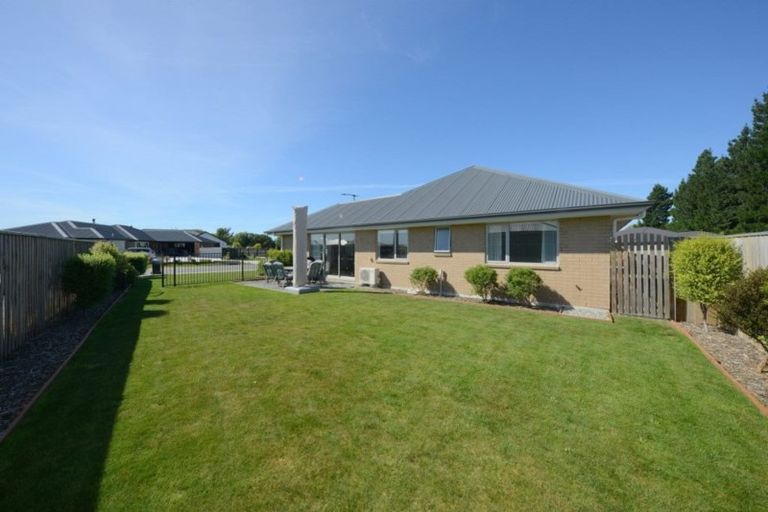 Photo of property in 6 Willowby Lane, Rangiora, 7400