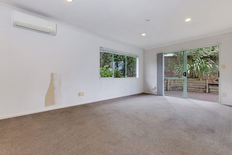Photo of property in 6 Millstream Drive, Henderson, Auckland, 0610