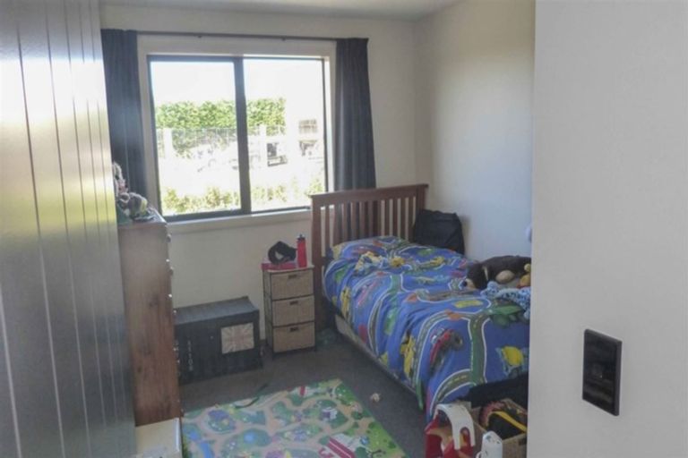 Photo of property in 66 Wilcox Road, Seaward Bush, Invercargill, 9871