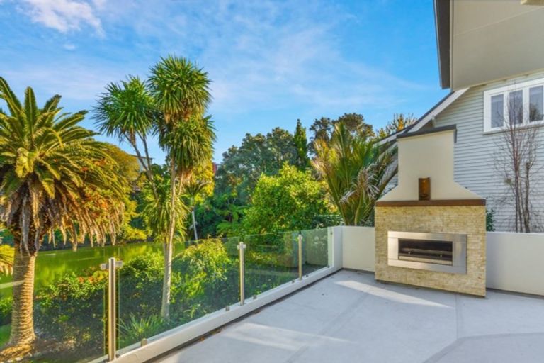 Photo of property in 27b Opoia Road, Hamilton East, Hamilton, 3216