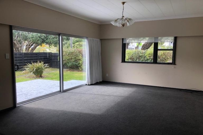 Photo of property in 13 Riverside Drive, Waiwhetu, Lower Hutt, 5010