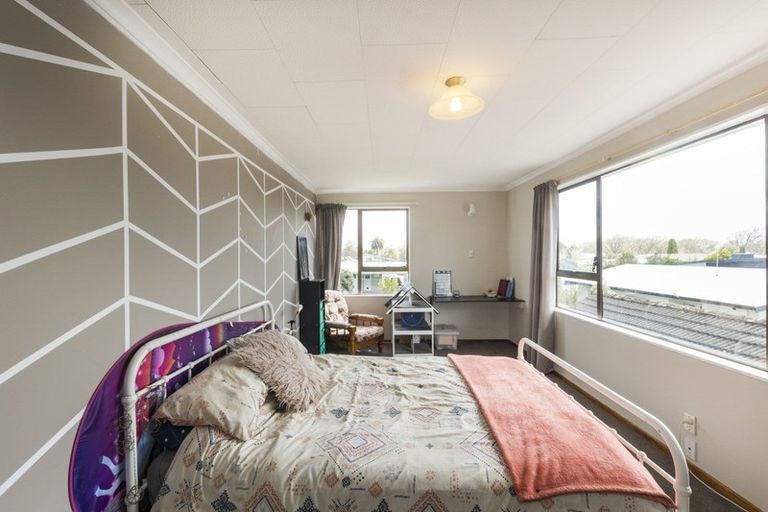 Photo of property in 21 Glasgow Street, Takaro, Palmerston North, 4412