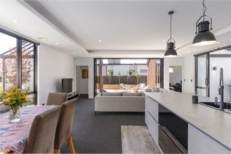 Photo of property in 5 Kawharu Street, Marshland, Christchurch, 8083