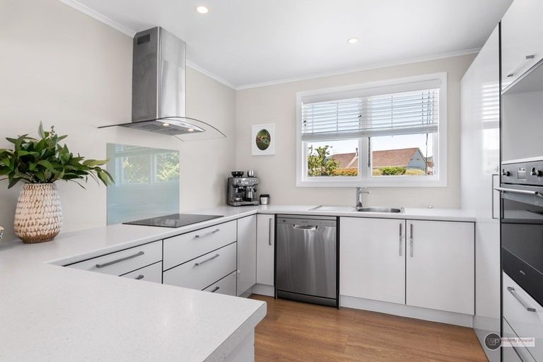 Photo of property in 76 Shakespeare Avenue, Trentham, Upper Hutt, 5018