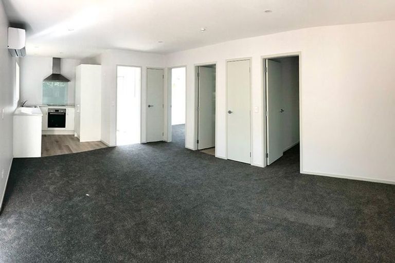 Photo of property in 42 Elliston Crescent, Stanmore Bay, Whangaparaoa, 0932