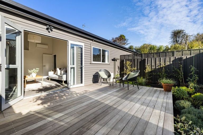Photo of property in 2/11 Harvey Terrace, Richmond, Christchurch, 8013
