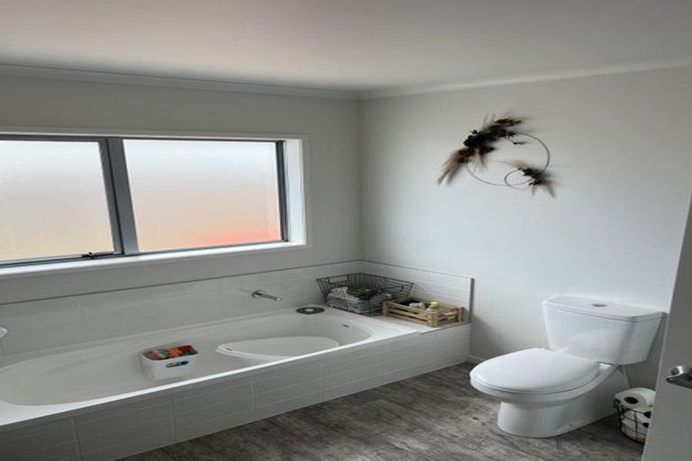 Photo of property in 47 Dunkeld Drive, Papamoa, 3118