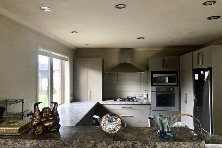 Photo of property in 2 Somerton Drive, Huntington, Hamilton, 3210