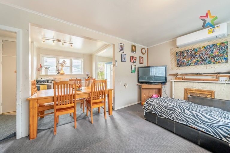 Photo of property in 132 Wellington Road, Wainuiomata, Lower Hutt, 5014