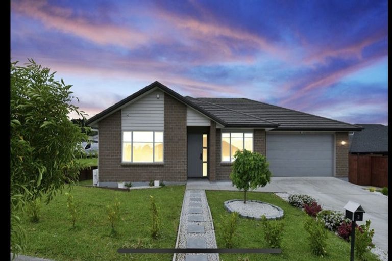 Photo of property in 3 Millbrae Place, Pokeno, 2402