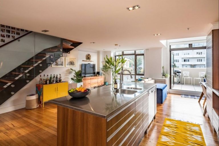 Photo of property in Augusta Apartments, 23/254 Willis Street, Te Aro, Wellington, 6011